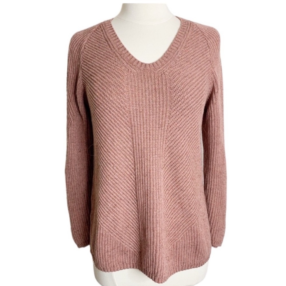 LULULEMON "What The Heart Wants" Pink Knit V-Neck Sweater Long Sleeve Size 12